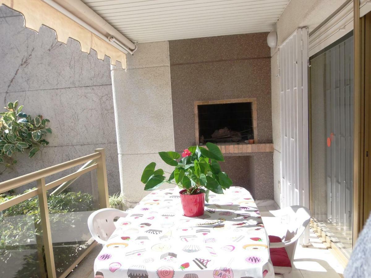 100M2 Big Apartment Private Garden And Pool/ 100M2 Gran Apartamento Jardin Privado Y Piscina / Acogedor Apartamento En Zona Tranquila Y Agradable Cambrils Zewnętrze zdjęcie
