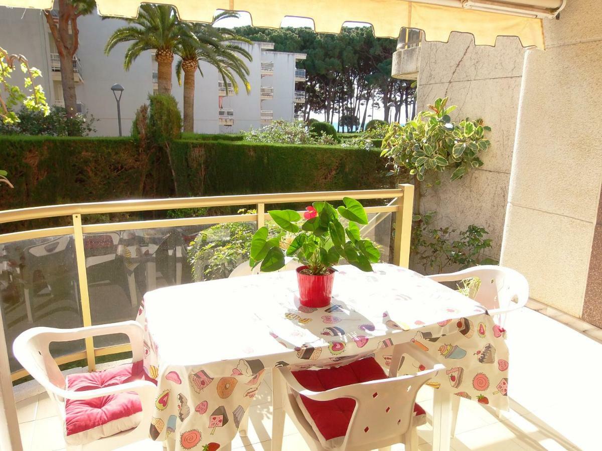100M2 Big Apartment Private Garden And Pool/ 100M2 Gran Apartamento Jardin Privado Y Piscina / Acogedor Apartamento En Zona Tranquila Y Agradable Cambrils Zewnętrze zdjęcie